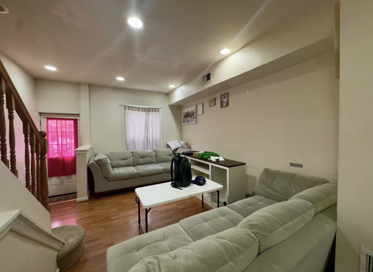 TOWNHOUSE FOR RENT