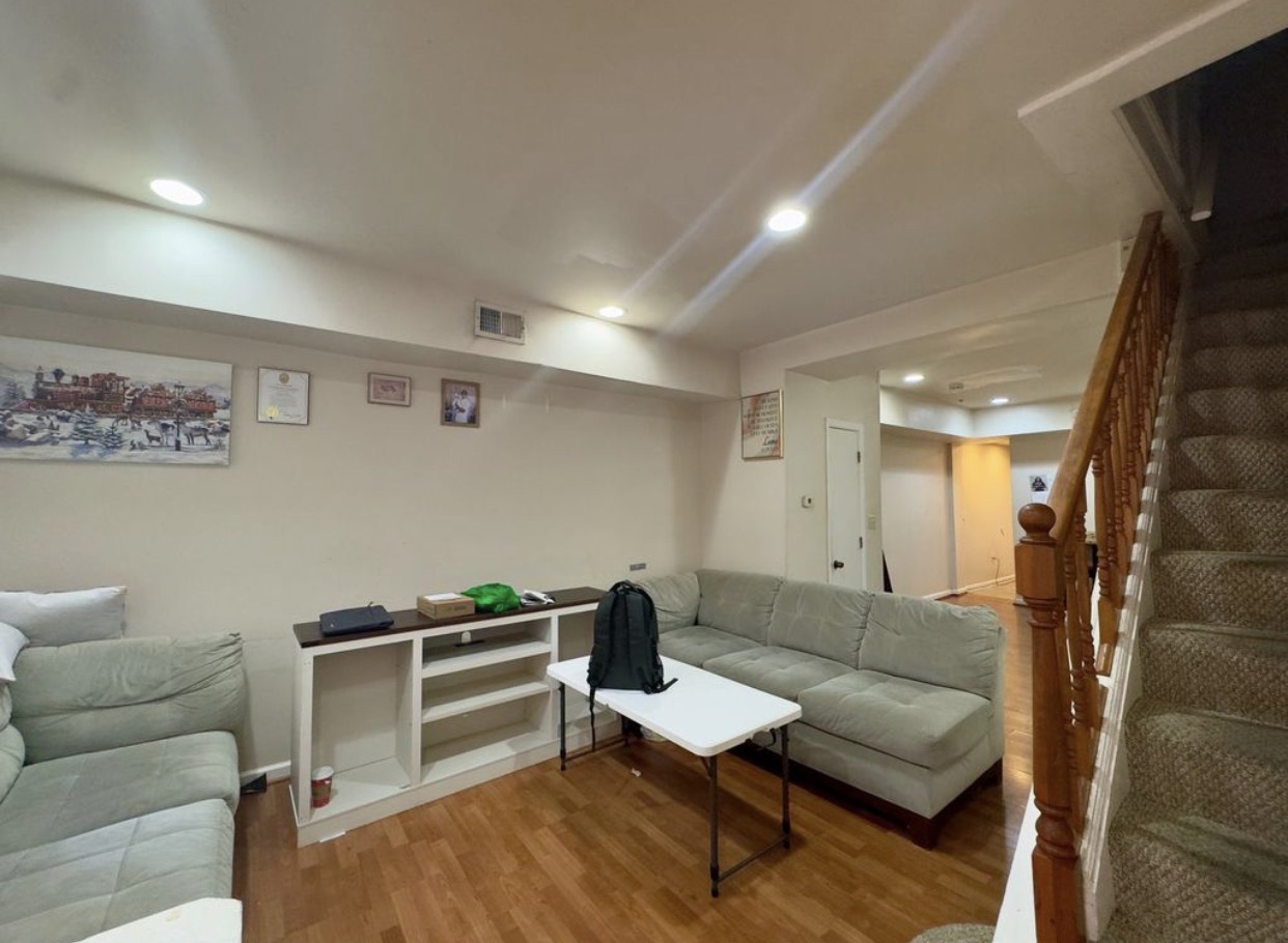 TOWNHOUSE FOR RENT