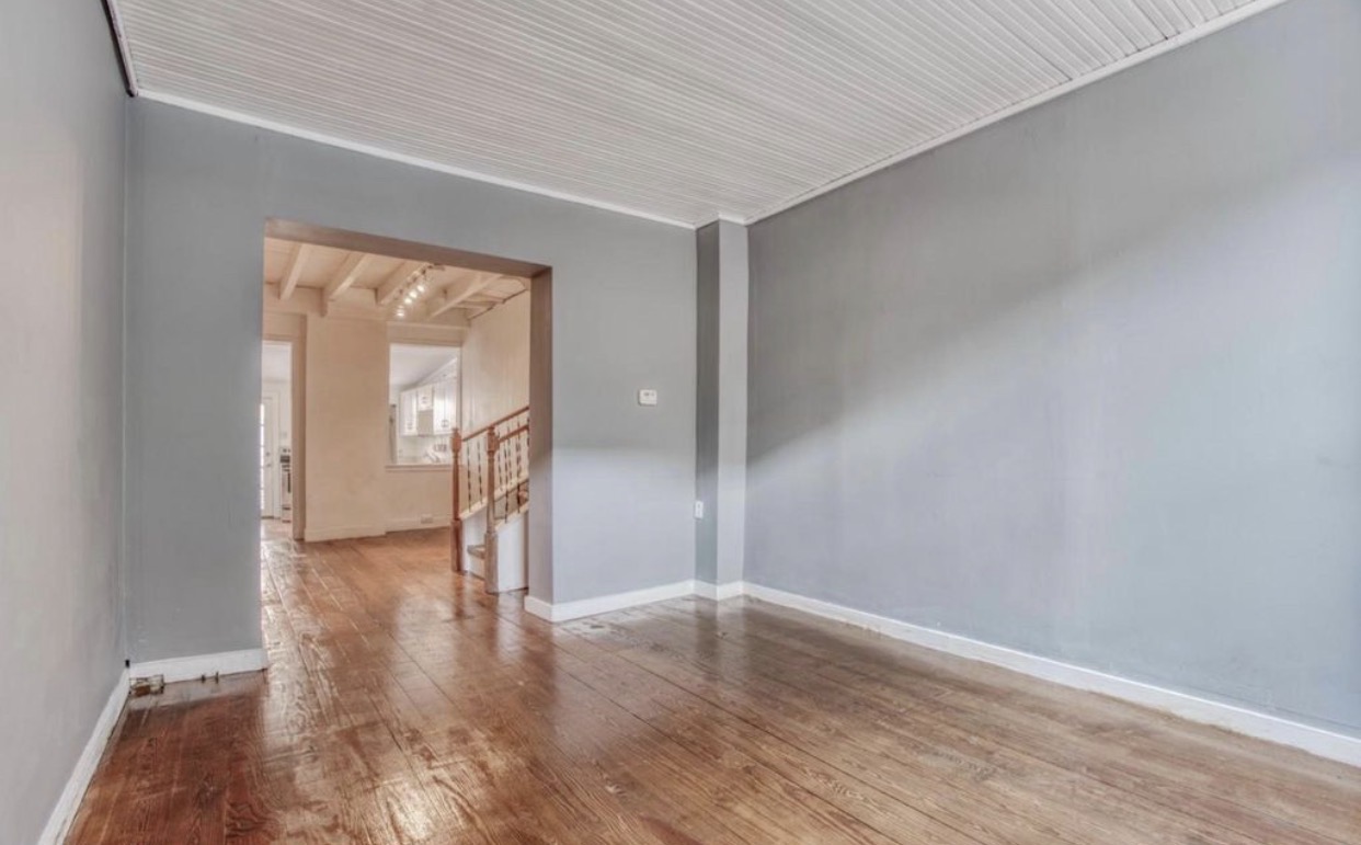 HOUSE FOR RENT