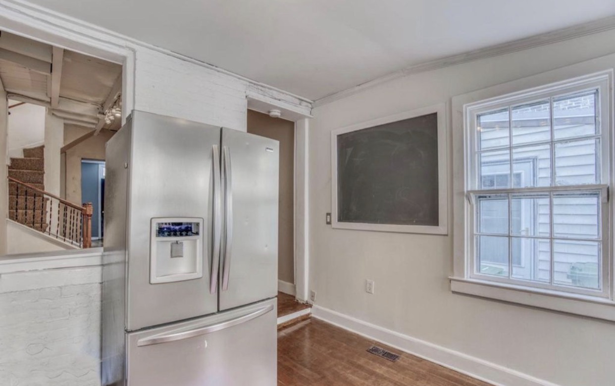 HOUSE FOR RENT