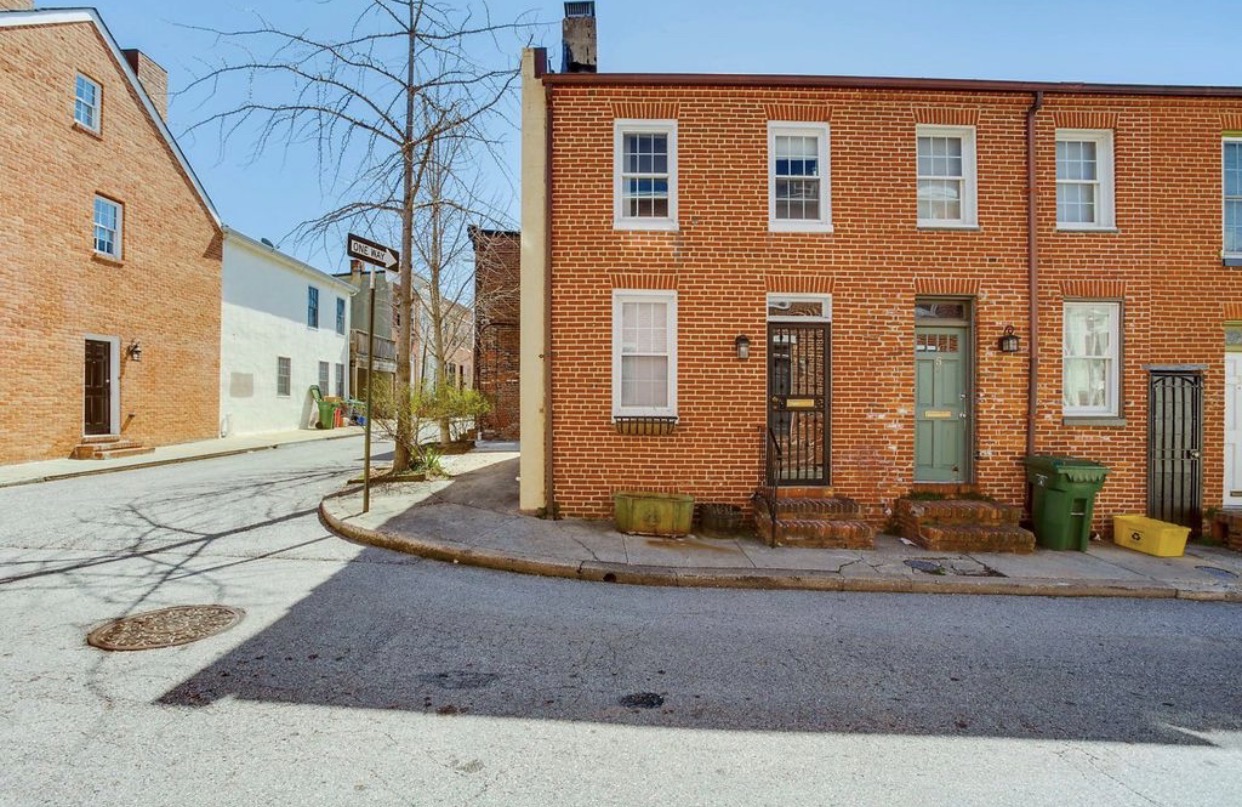 HOUSE FOR RENT