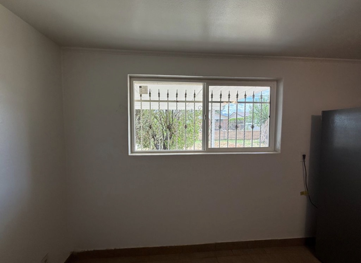 HOUSE FOR RENT