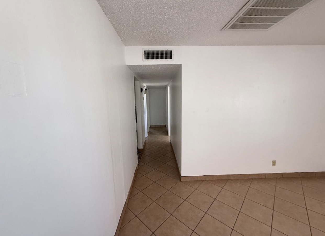 HOUSE FOR RENT