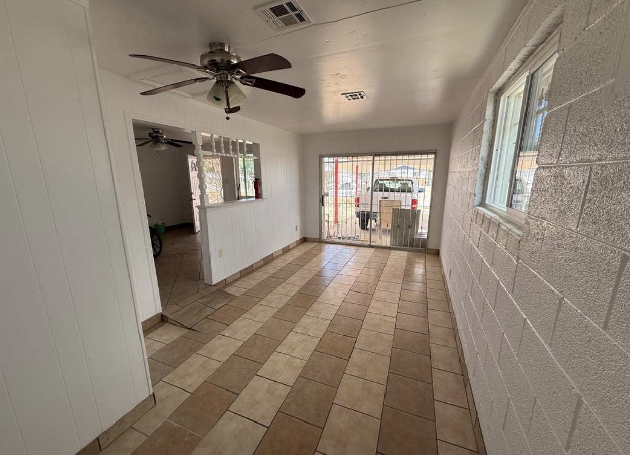 HOUSE FOR RENT