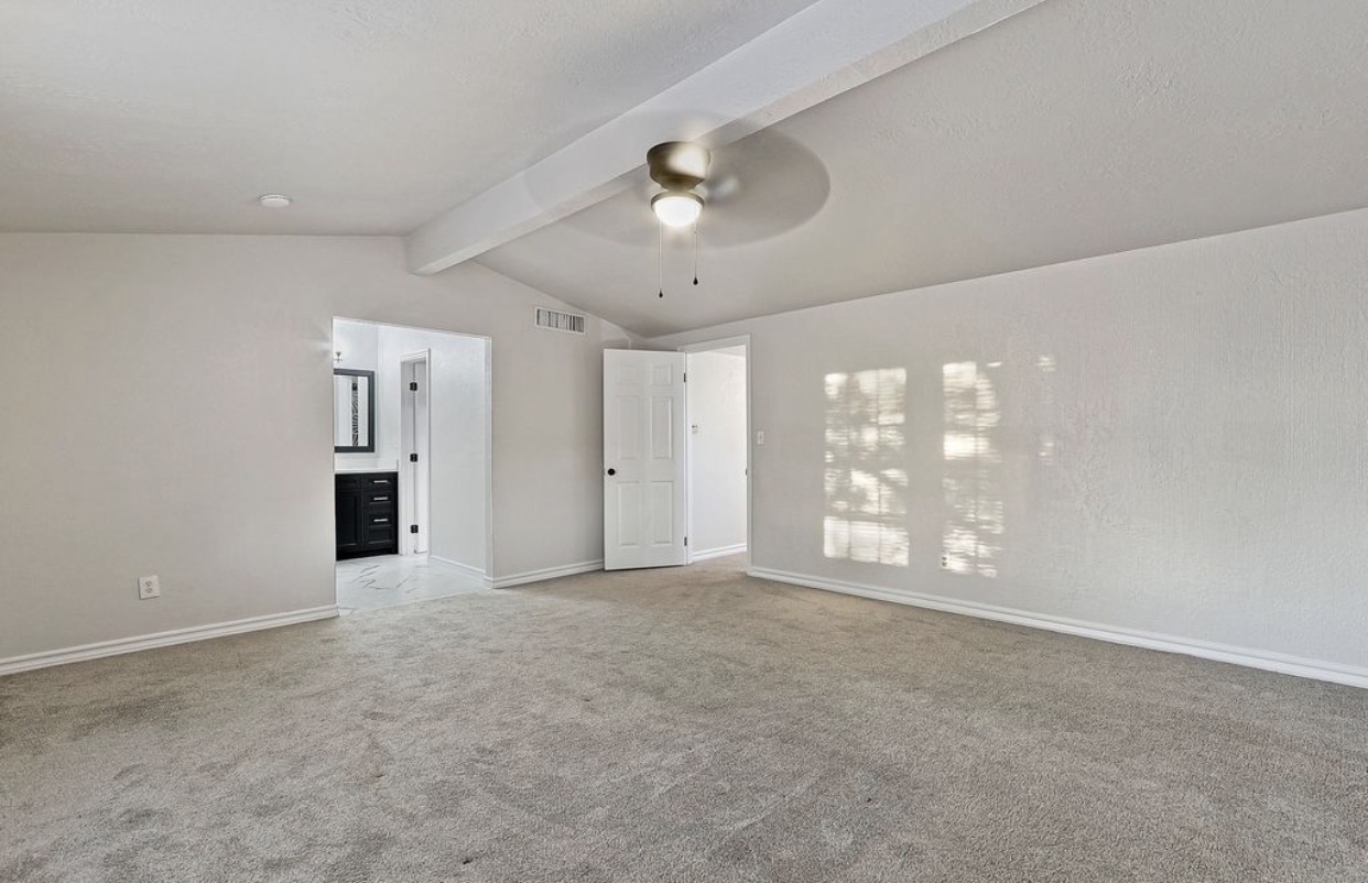 HOUSE FOR RENT