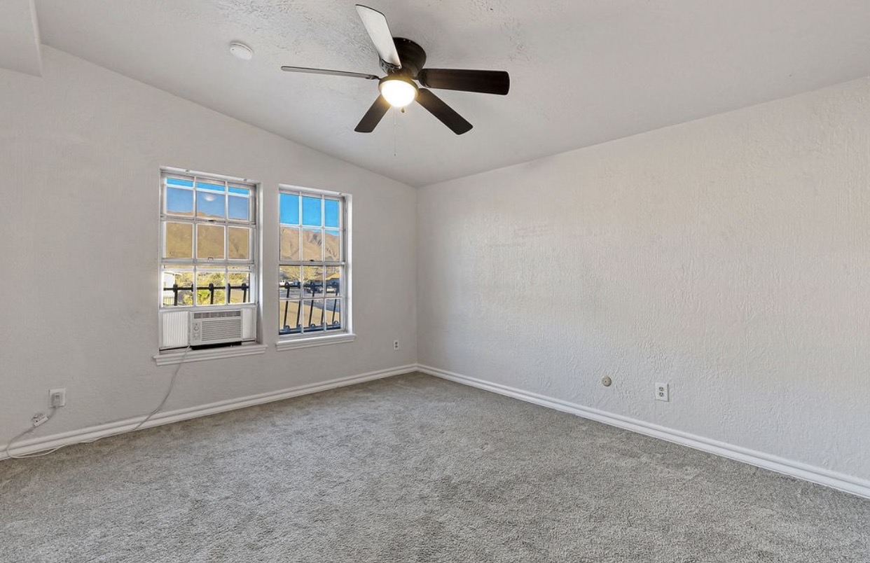 HOUSE FOR RENT