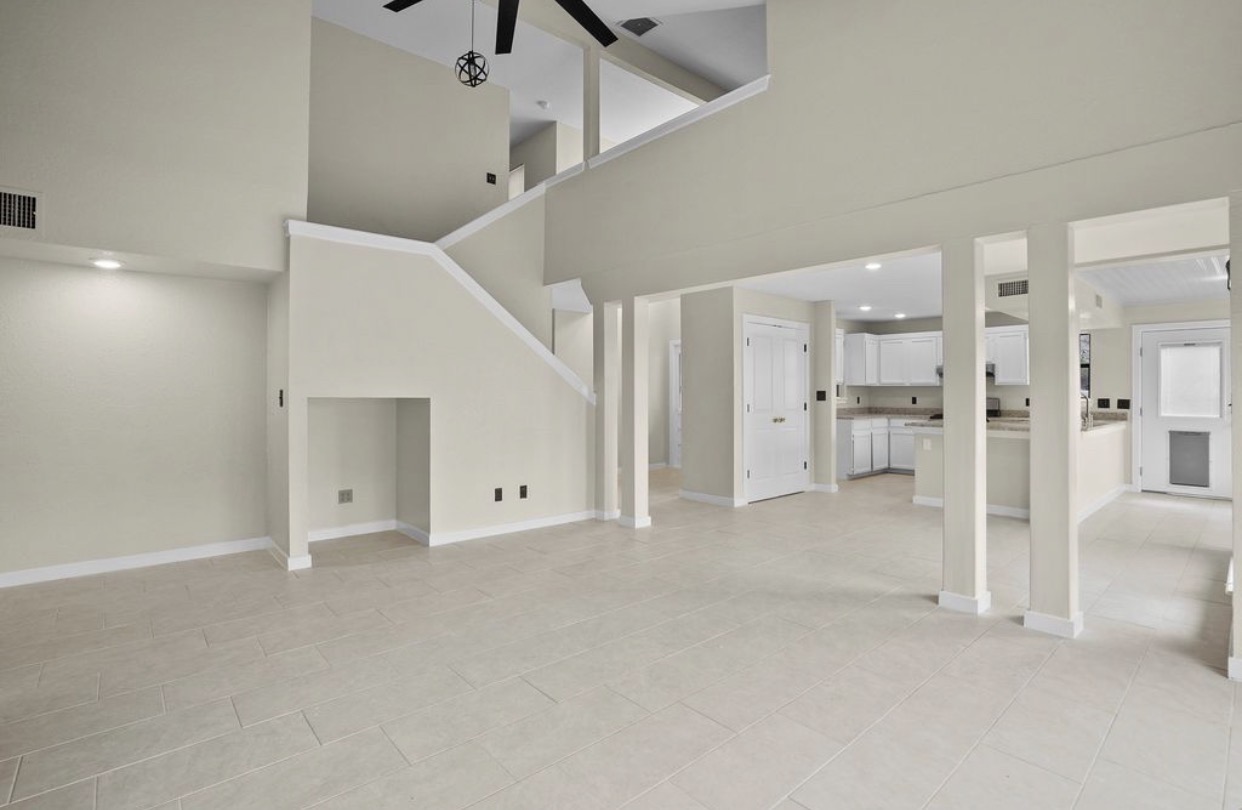 HOUSE FOR RENT