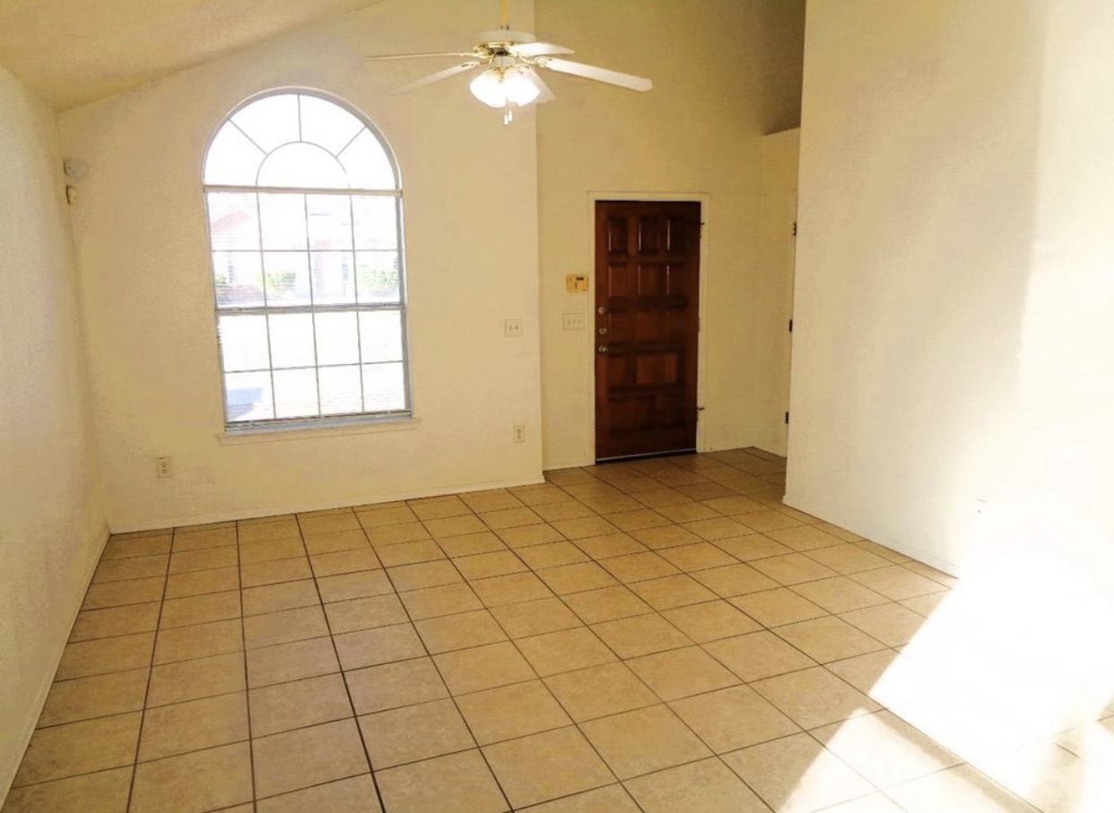 FOR RENT