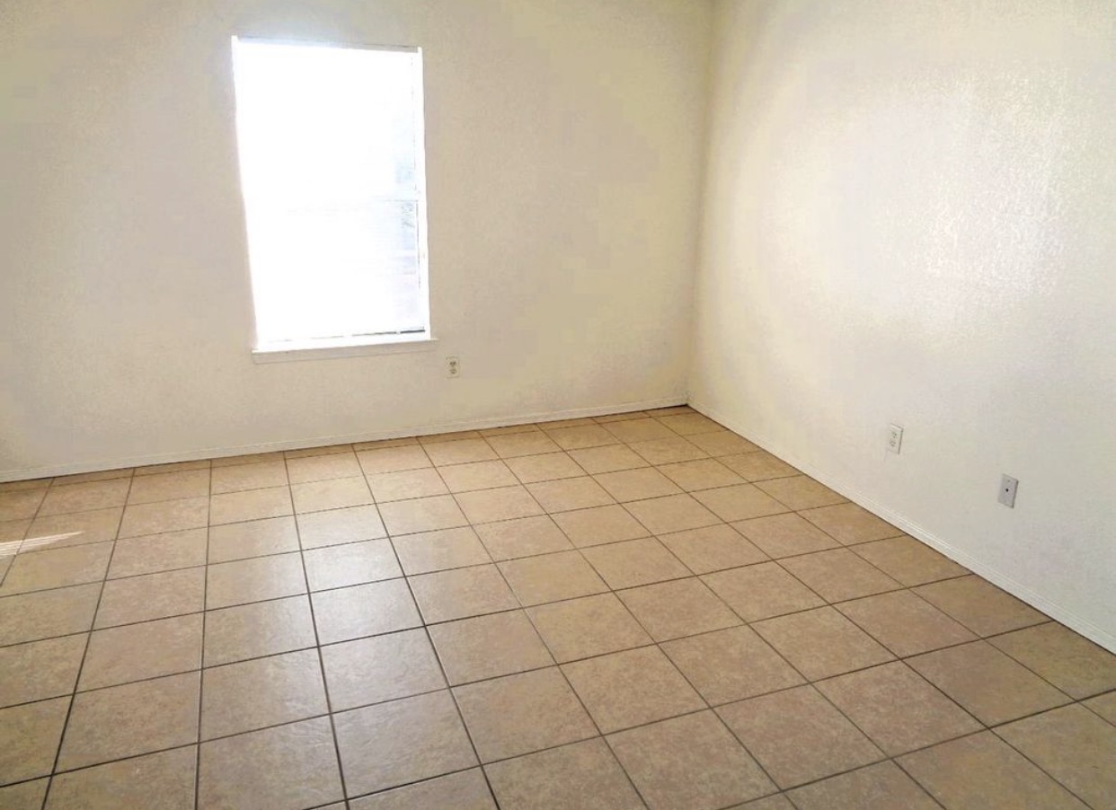 FOR RENT