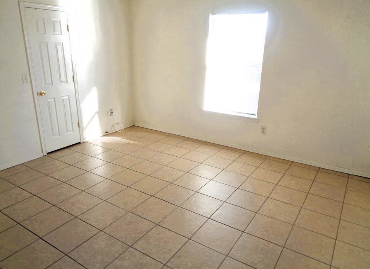 FOR RENT