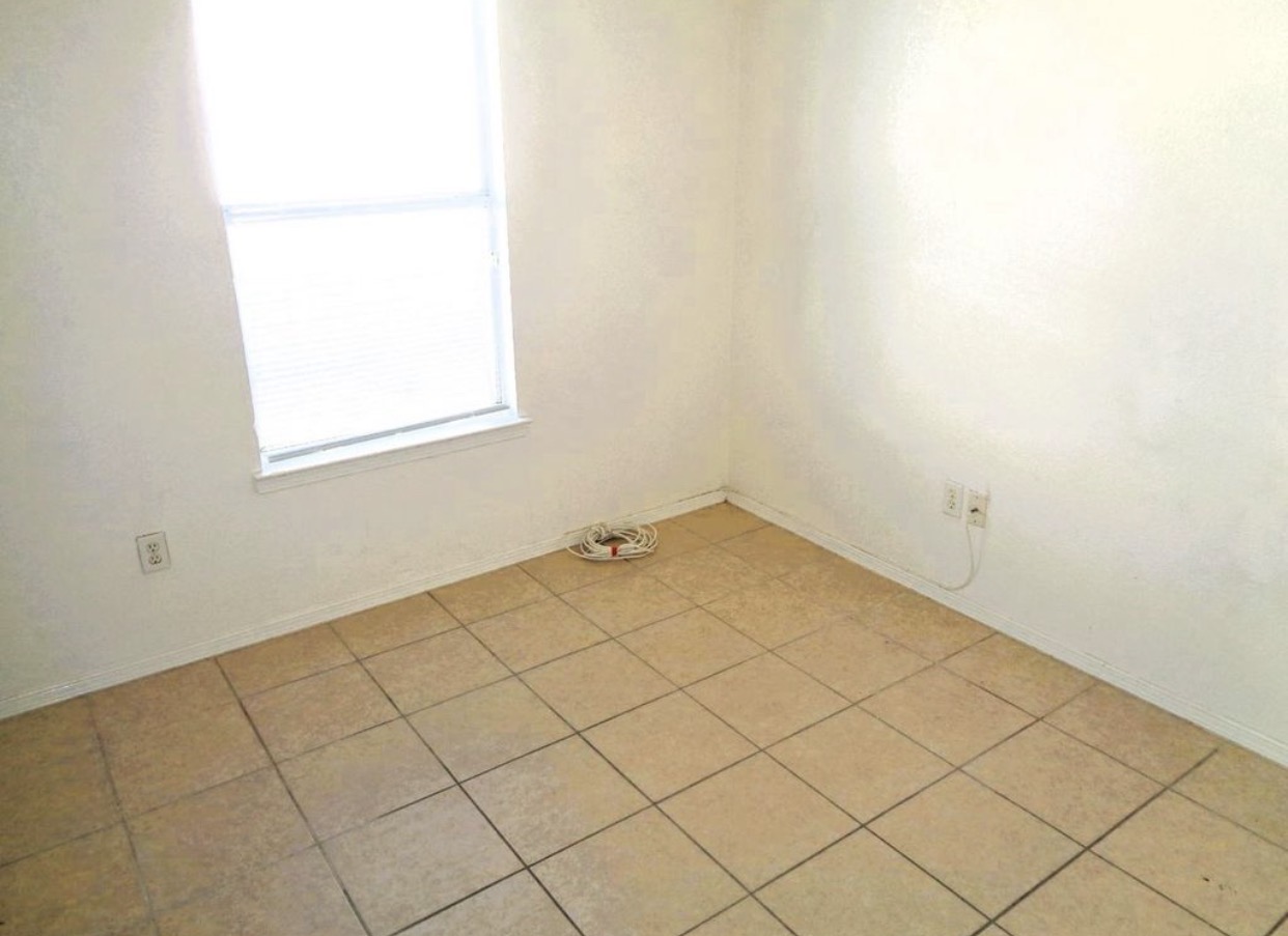 FOR RENT