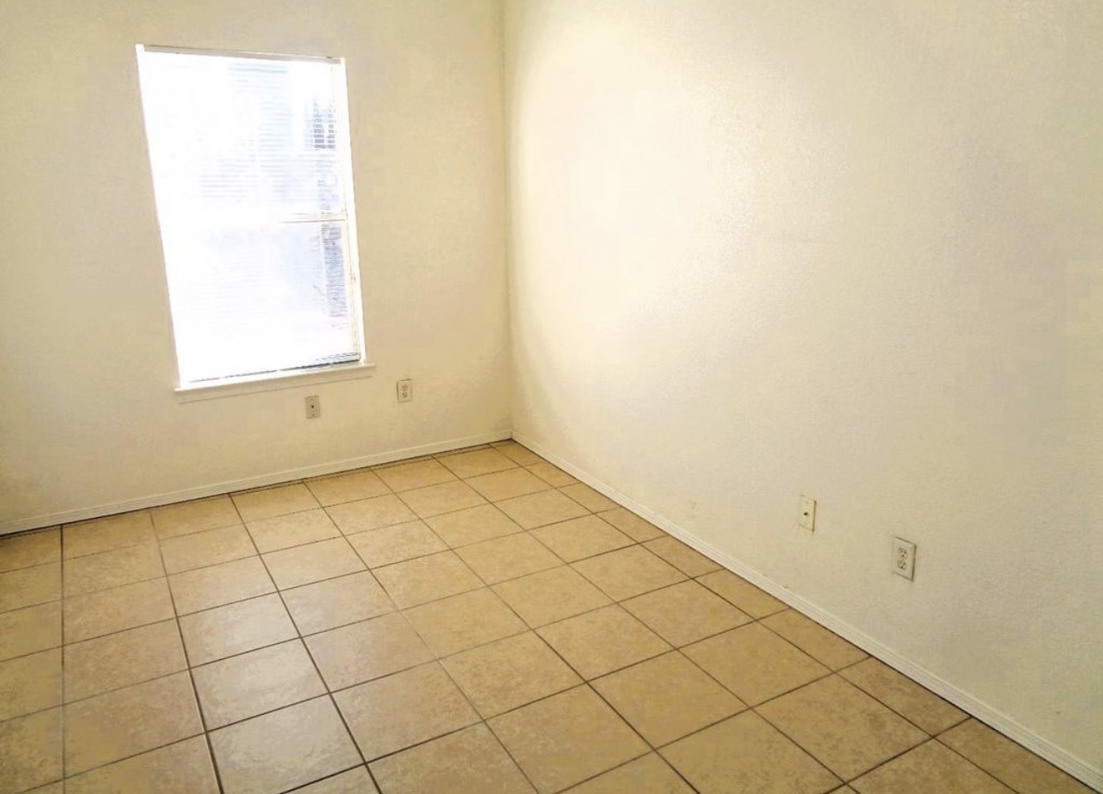 FOR RENT