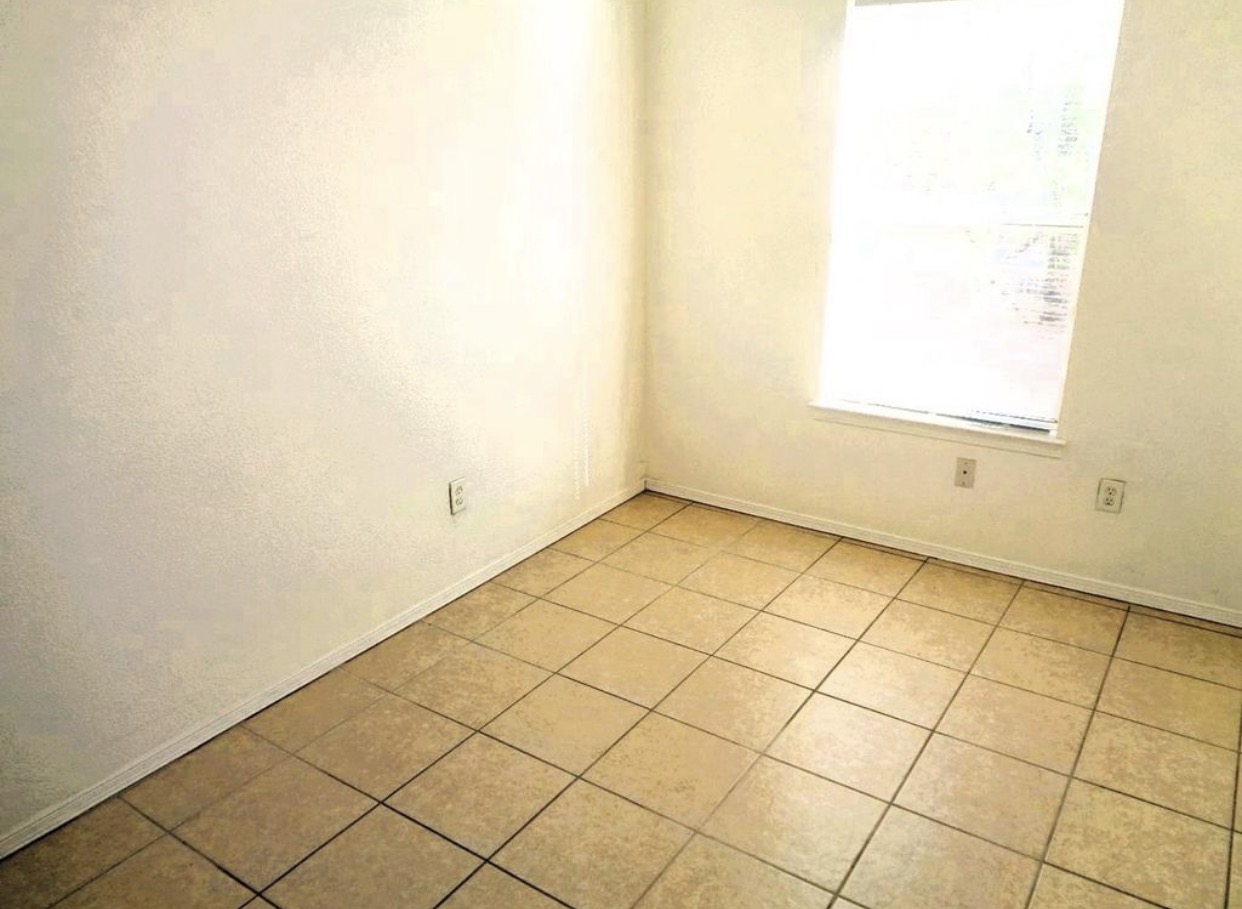 FOR RENT